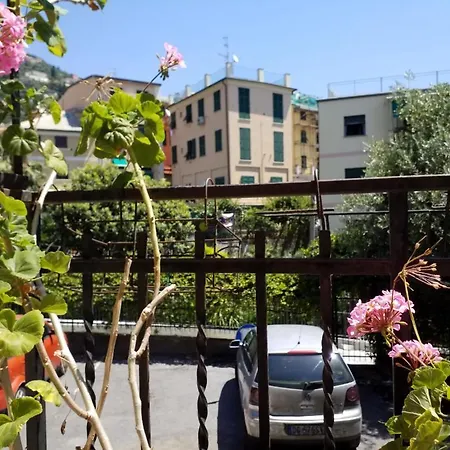 Casetta Mare Con Posto Auto A Nervi Apartment *
